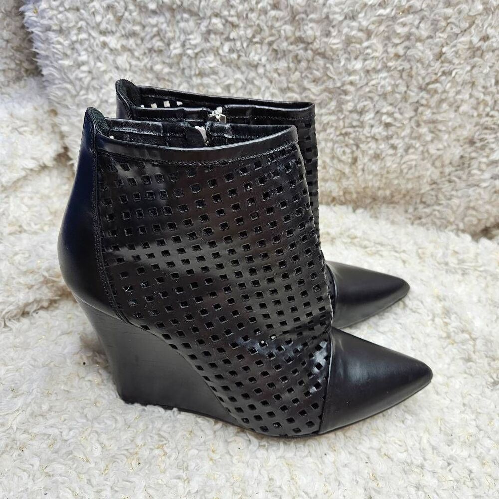 Sandro Paris Black Laser Cutout Leather Wedge Ankle Boots sz 39